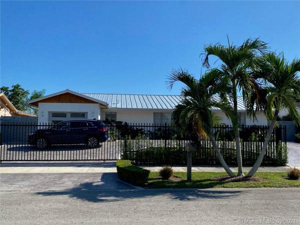 El Alamo, 10822 SW 165th Ter, Palmetto Estates, Florida 33157, image 2