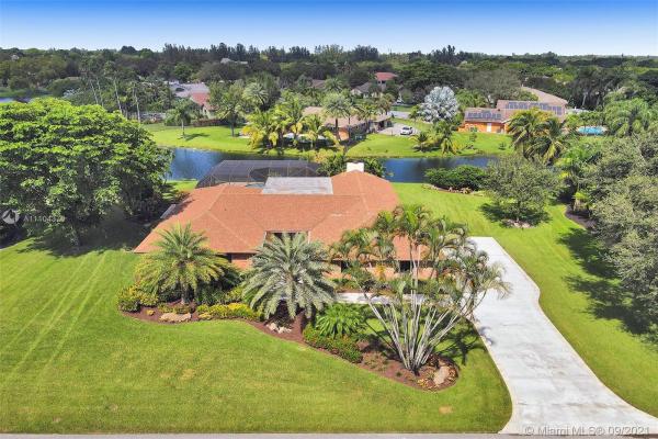 Whispering Pines, 13141 SW 30th Ct, Davie, Florida 33330, image 2