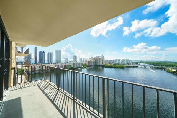 Winston Towers 700, 290 174th St #2101, Sunny Isles Beach, Florida 33160, image 2