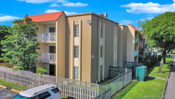 Doral Gardens 2, 5122 NW 79th Ave #107, Doral, Florida 33166, image 2