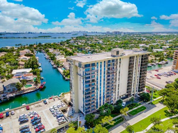 Dorset House, 2500 NE 135th St #PC-10, North Miami, Florida 33181, image 2