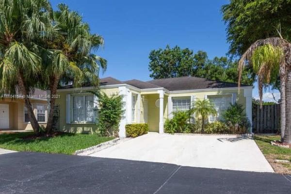 Catalina, 9813 SW 222nd Ter, Cutler Bay, Florida 33190, image 2