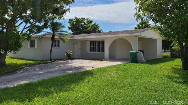 South Miami Heights Residential, 19730 SW 118th Pl, South Miami Heights, Florida 33177, image 2