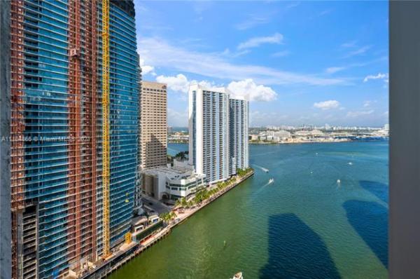 Icon Brickell Tower 1, 465 Brickell Ave #2702, Miami, Florida 33131, image 1