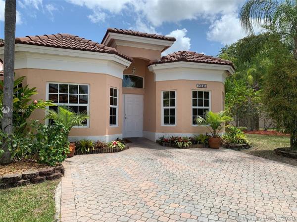 Lennar Townhomes At Forest Lakes, 16320 SW 103rd Ter 0, The Hammocks, Florida 33196, image 2