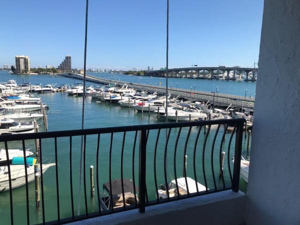 Venetia, 555 NE 15th St #411, Miami, Florida 33132, image 2