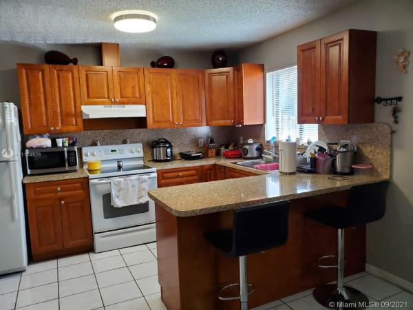 Seapines, 28079 SW 143rd Ct #1, Leisure City, Florida 33033, image 2