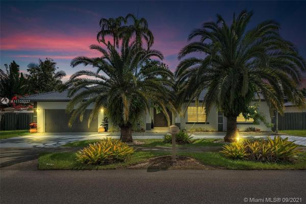 15750 SW 45th St, Unincorporated Dade County, Florida 33185, image 2