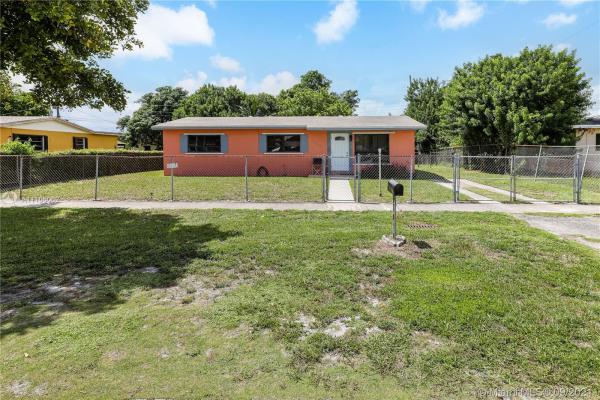 Scott Lake Manor, 17230 NW 12th Ave, Miami Gardens, Florida 33169, image 2