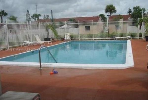 Sierra Ridge, 21310 NE 8th Pl #5, Ives Estates, Florida 33179, image 2