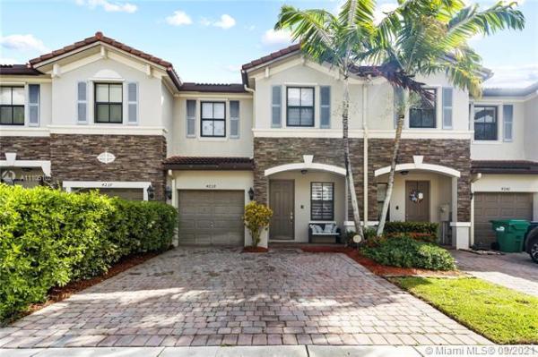 Interlaken, 4239 SW 164th Path #4239, Kendale Lakes, Florida 33185, image 2