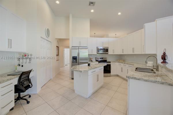 Edgewater, 13833 NW 21st St, Pembroke Pines, Florida 33028, image 3