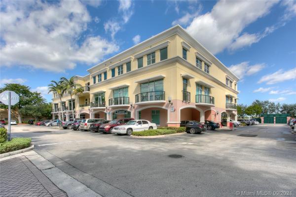 Villaggio In The Lakes, 5803 NW 151st St #102-03, Miami Lakes, Florida 33014, image 1