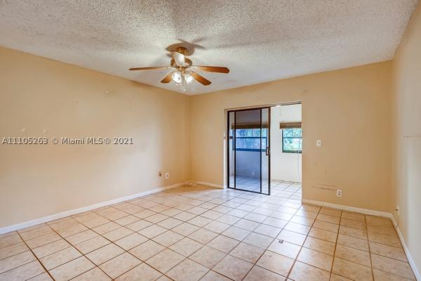Indian Trail Villas, 108 Conaskonk Cir, Royal Palm Beach, Florida 33411, image 2