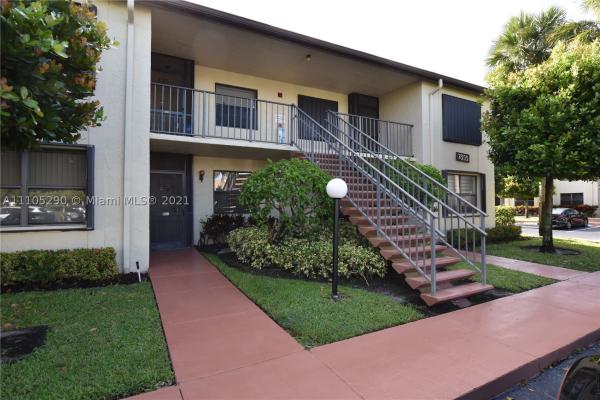Gardens Of Willow Bend, 7855 Willow Spring Dr #715, Lake Worth, Florida 33467, image 1