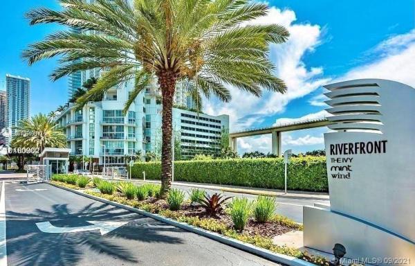 The Ivy At Riverfront, 90 SW 3rd St #2007, Miami, Florida 33130, image 2