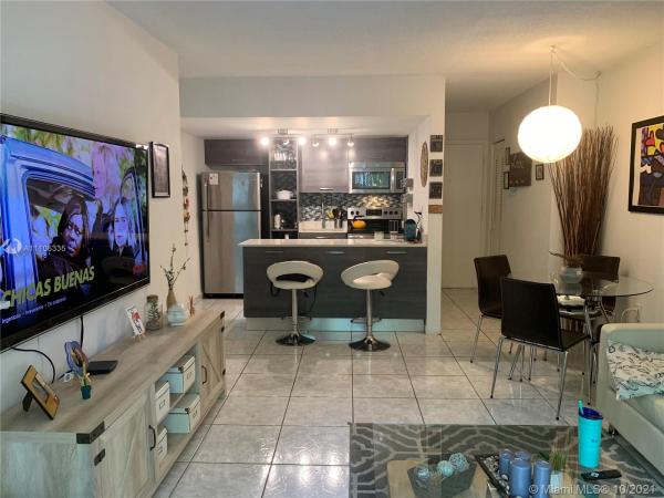 Tempo, 4301 NW South Tamiami Canal Dr #3-103, Miami, Florida 33126, image 2