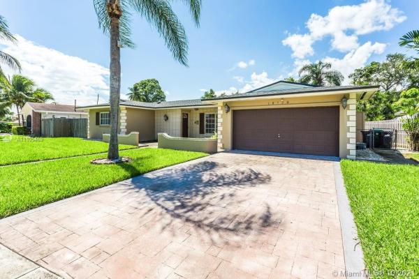 Bel Aire, 18730 SW 92nd Ave, Cutler Bay, Florida 33157, image 2