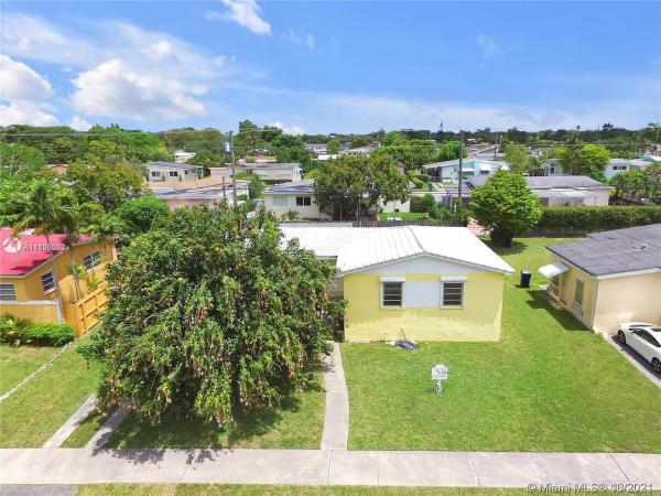 Coral Way Village, 8461 SW 34th Ter, Westchester, Florida 33155, image 2