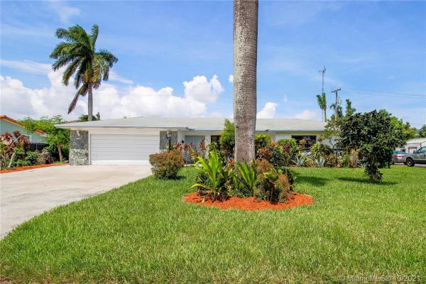 North Dade Country Club Village, 1405 NW 203rd St, Miami Gardens, Florida 33169, image 2