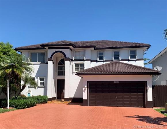 15923 SW 68th Ln, Unincorporated Dade County, Florida 33193, image 2
