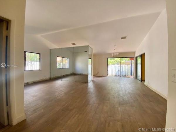 Country Tree, 11011 SW 143rd Ct, The Hammocks, Florida 33186, image 2
