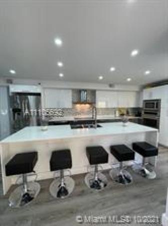 Golfwood, 20558 NE 6th Ct, Ives Estates, Florida 33179, image 2