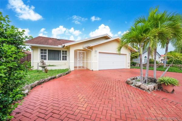 Bird Lakes South, 14219 SW 55th St, Kendale Lakes, Florida 33175, image 2