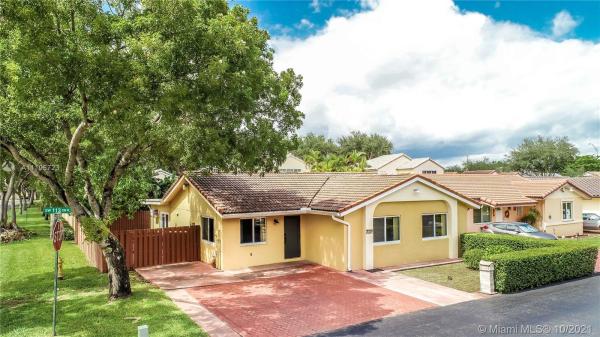 Sunset, 7379 SW 113th Circle Pl, Kendall, Florida 33173, image 2