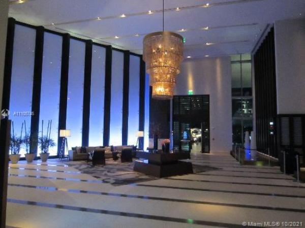 Epic Hotel & Residences, 200 Biscayne Boulevard Way #5301, Miami, Florida 33131, image 2