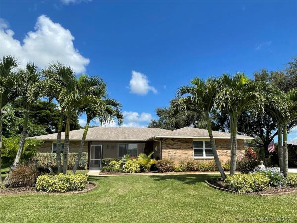 4802 Paleo Pines Cir, Fort Pierce, Florida 34951, image 2