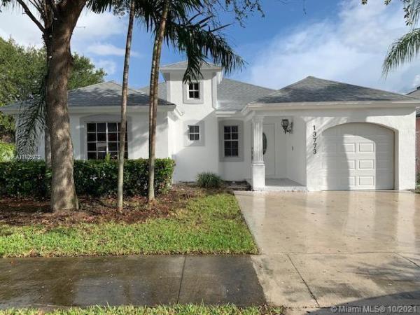 Fantasy One, 13773 SW 181st Ter, Richmond West, Florida 33177, image 2