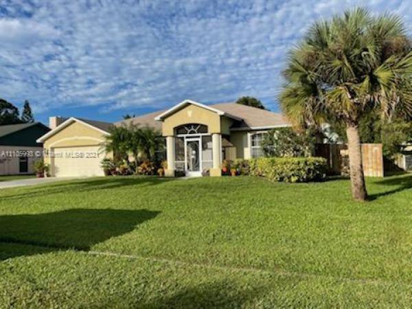 2272 SE Maize St, Florida 34952, image 2