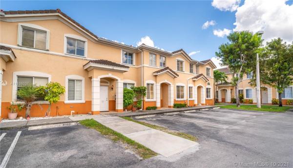 Shoma Villas At Country Club Of Miami, 7317 NW 174th Ter #102, Country Club, Florida 33015, image 2