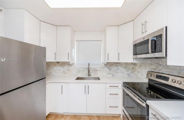 Villa Veranda, 7785 W 30th Ct #F-210, Hialeah, Florida 33018, image 1