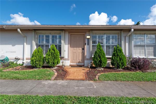 The Mews At Arrowhead, 8069 SW 19th Ct, Davie, Florida 33324, image 2