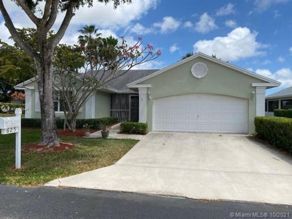 North Gate, 625 SE 23rd Ln, Homestead, Florida 33033, image 2