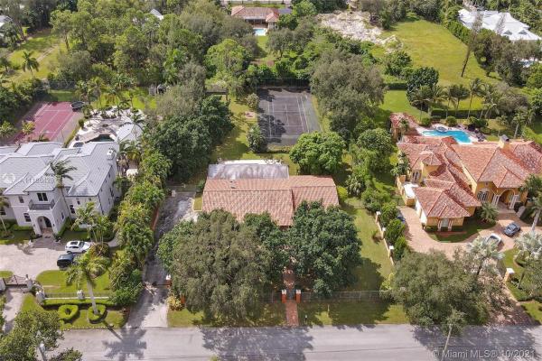Melnor Estates, 6950 SW 62nd St, Glenvar Heights, Florida 33143, image 2