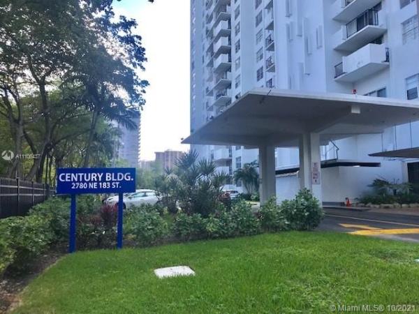 Commodore Plaza Century, 2780 NE 183rd St #810, Aventura, Florida 33160, image 2