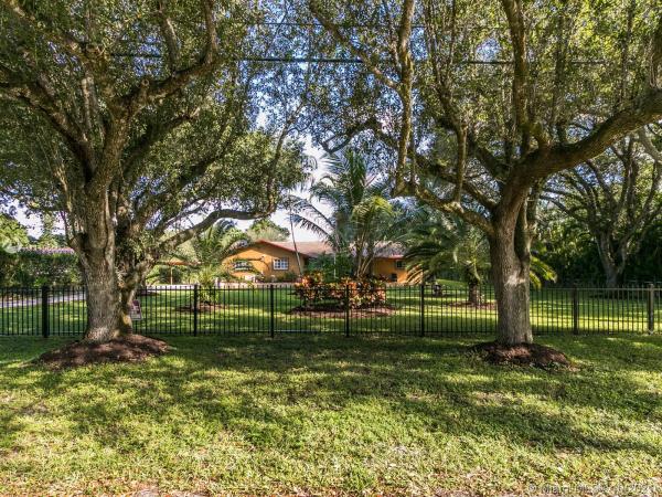 Oak Hill, 14301 SW 20th St, Davie, Florida 33325, image 2