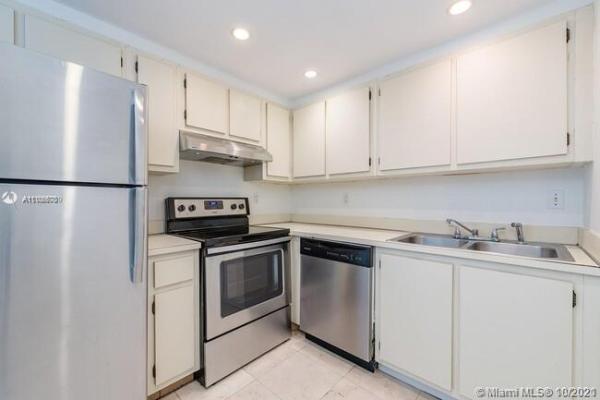 The Palm Bay Yacht Club, 780 NE 69th St #2306, Miami, Florida 33138, image 2