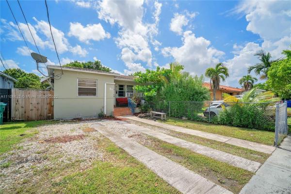 The Pines, 2800 SW 25th St, Miami, Florida 33133, image 1