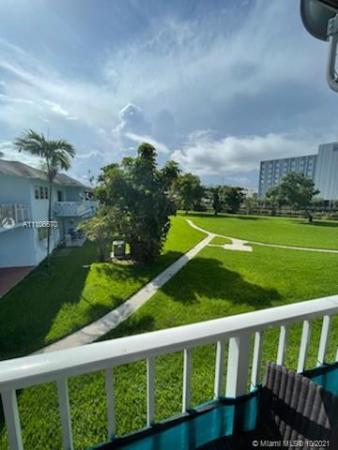 Village At Dadeland, 7650 SW 82nd St #H203, Glenvar Heights, Florida 33143, image 2