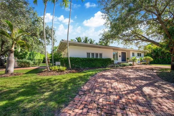 Riviera, 5125 Donatello St, Coral Gables, Florida 33146, image 2