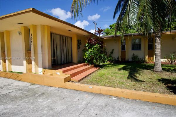 1543 NE 117th St, Unincorporated Dade County, Florida 33161, image 2