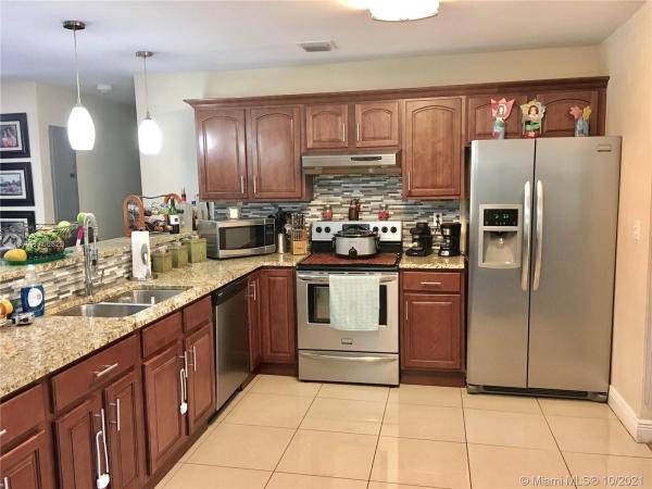 7121 SW 92nd St, Pinecrest, Florida 33156, image 2