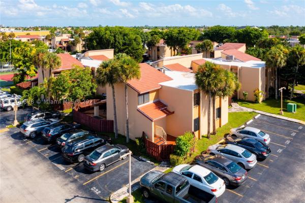 Indian Summer Village, 291 W Park Dr #9-203, Fountainebleau, Florida 33172, image 1