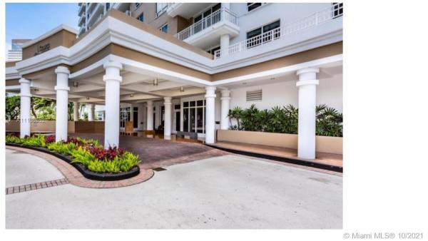 Courts Brickell Key, 801 Brickell Key Blvd #1710, Miami, Florida 33131, image 2