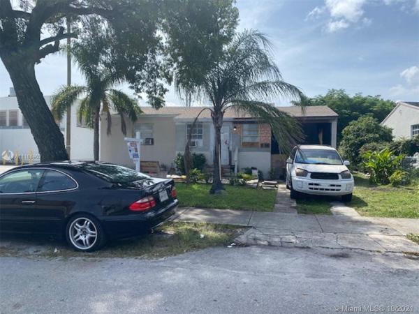 Alden Manor, 1834 Mayo St, Hollywood, Florida 33020, image 2