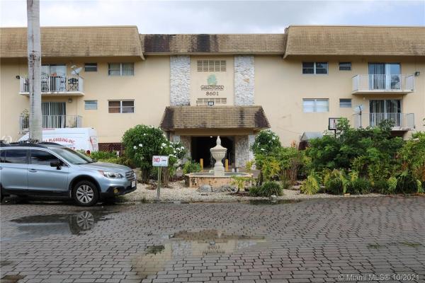 Gallowood, 8601 SW 94th St #225W, Kendall, Florida 33156, image 2